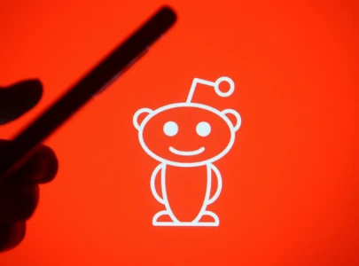 Reddit to test AI-generated search summaries, expanding AI partnerships